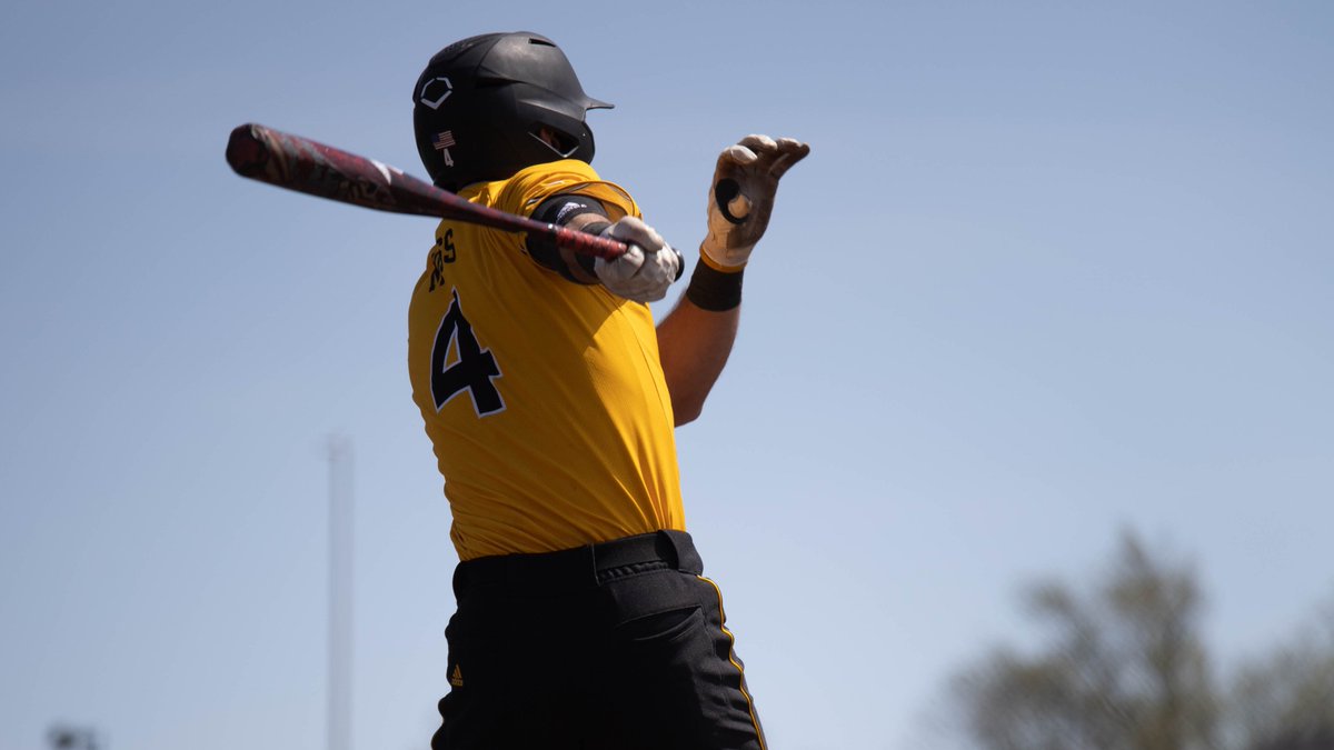 NKUNorseBSB's tweet photo. ⬇️1⃣ | @Tmoss3_ gets the Norse on the board with a SOLO SHOT to right center!!🔥

#NorseUp https://t.co/iLVUfp4iei