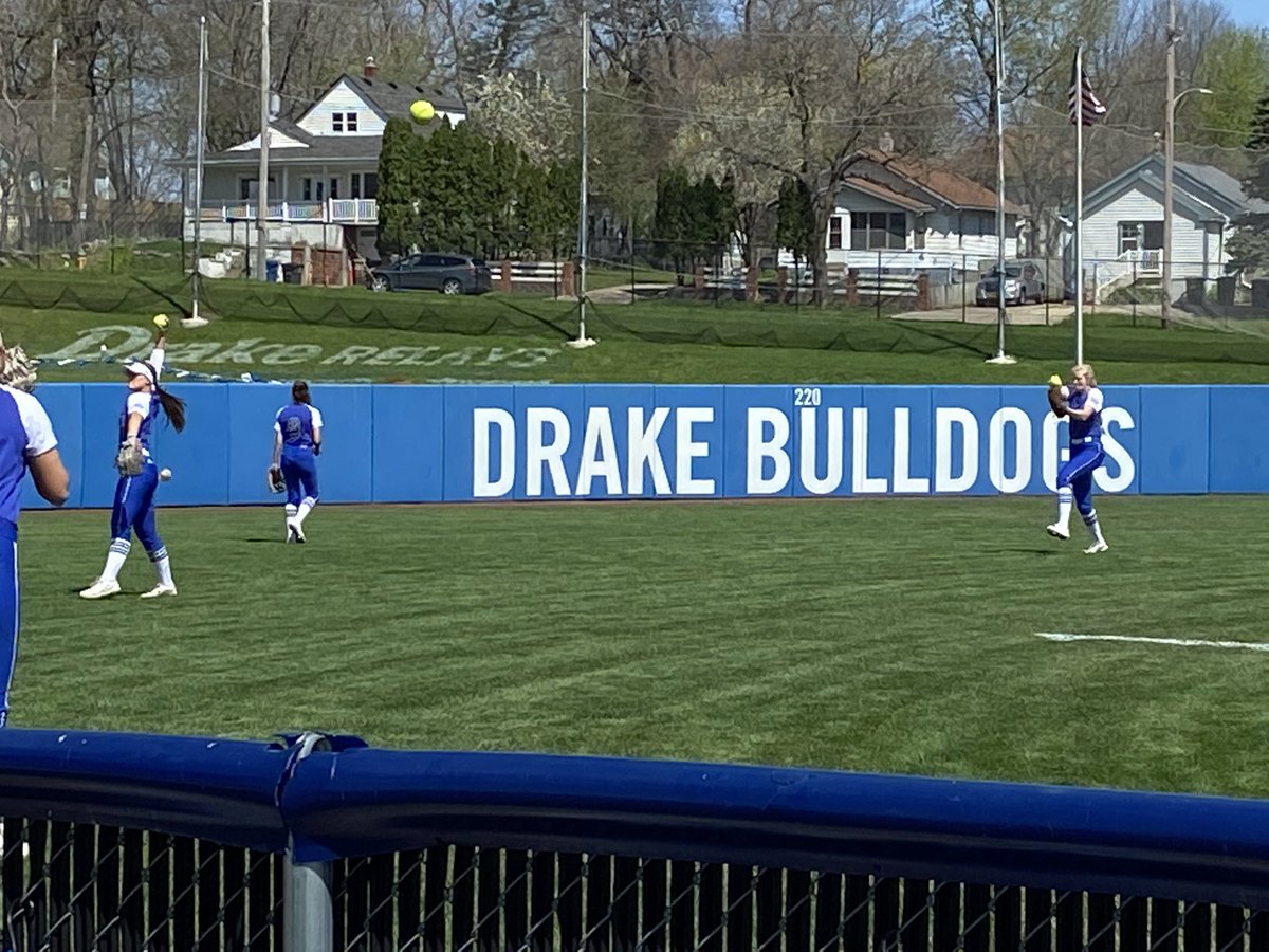 Senior day for <a href="/DrakeSoftball/">Drake Softball</a>!  They meet @MSUSoftball at noon.  Join <a href="/LauraLeonard31/">L A Leonard</a> and I on ESPN for the season finale.  <a href="/macy_johnson4/">Macy Johnson</a> <a href="/NicoleTimmons24/">Nicole Timm</a> Libby Ryan Alexia Lara