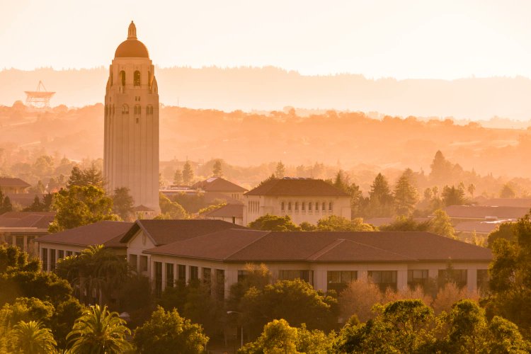 mualphaxi's tweet image. It&apos;s almost unreal how gorgeous Stanford is. What a privilege to have lived there. I&apos;m convinced that no more beautiful place in the US has been built in the last 100 years, and I doubt it will be surpassed in the next 100.