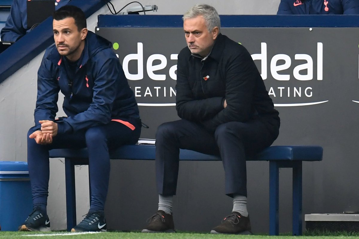 thfcgi's tweet photo. Toby - plays in Qatar
Sissoko &amp; Rose - relegated with Watford
Dele - soon to be relegated with Everton
Ndombele - plays for 12th place Lyon 

This is the squad Jose Mourinho inherited at Spurs. https://t.co/Ibl5OeLuJy