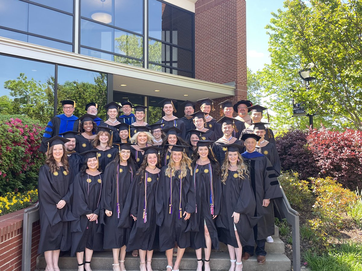 Harding_GSB's tweet photo. Congratulations to our May 2022 MBA and MSIS graduates! https://t.co/v2oBq4UnBf