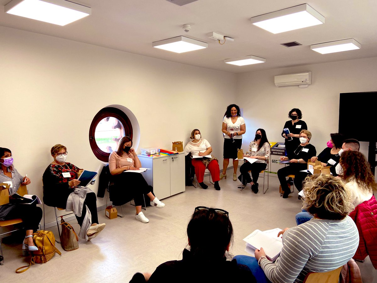 SaraTalarico2's tweet photo. La prima tappa di #BehcetLab si è da poco conclusa con successo. Tante le risorse da portare con se, con la consapevolezza di un nuovo percorso da compiere insieme. #behçet #BehcetClinicPisa #patientempowerment #caregiverempowerment https://t.co/iN3udITc8f