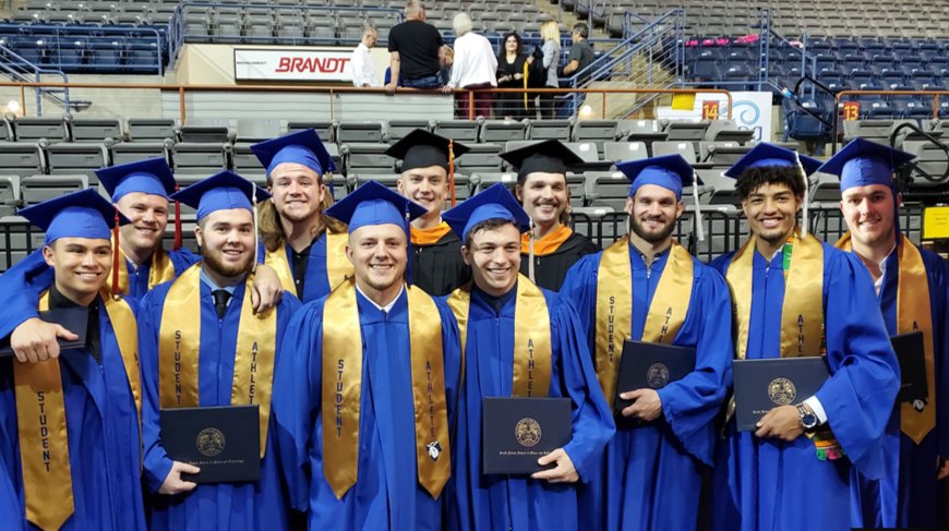 HardrockerFB's tweet photo. 🎓 Congratulations to these men today! @HardrockerFB is proud of all the work you have done. You will continue to do big things! 

#TheHardrockLife⛏️ https://t.co/lpEYymYbZ6