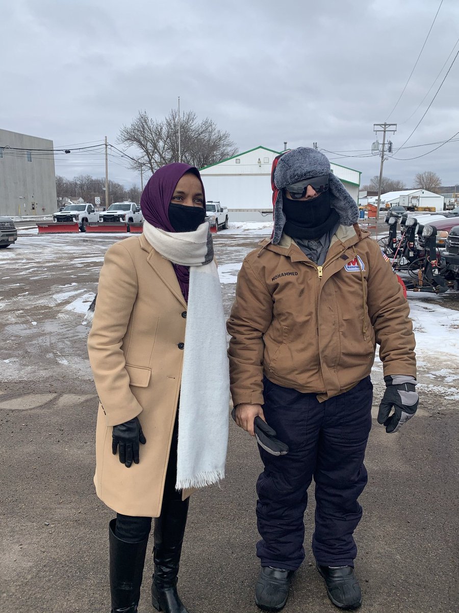AboutMarathon's tweet photo. @NotoriousDGP @IlhanMN Regardless of her political positions, @Ilhan - @IlhanMN came to Marathon strike of @Teamsters120 Members at SPPR.

We don’t recognize Don Samuels from the strike line 🤷🏼

Remember: @Ilhan, @PeteStauber, @karlabigham and @TeamFranke showed up for strikers others didn’t. https://t.co/yQwvlnOJiN