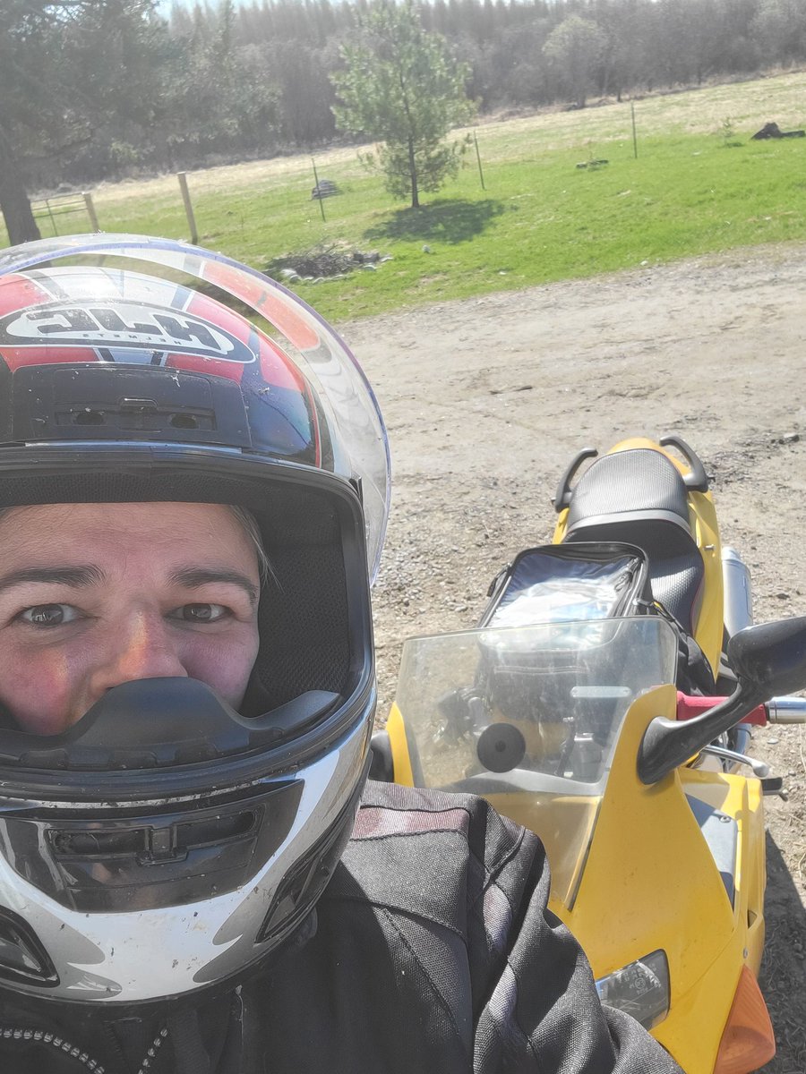jenleblond's tweet photo. @JasonLeblond1 I went for my first ride of the season but it had to be by myself. Hopefully Jay will be able to join me at some point this summer. https://t.co/DzotkawUKM