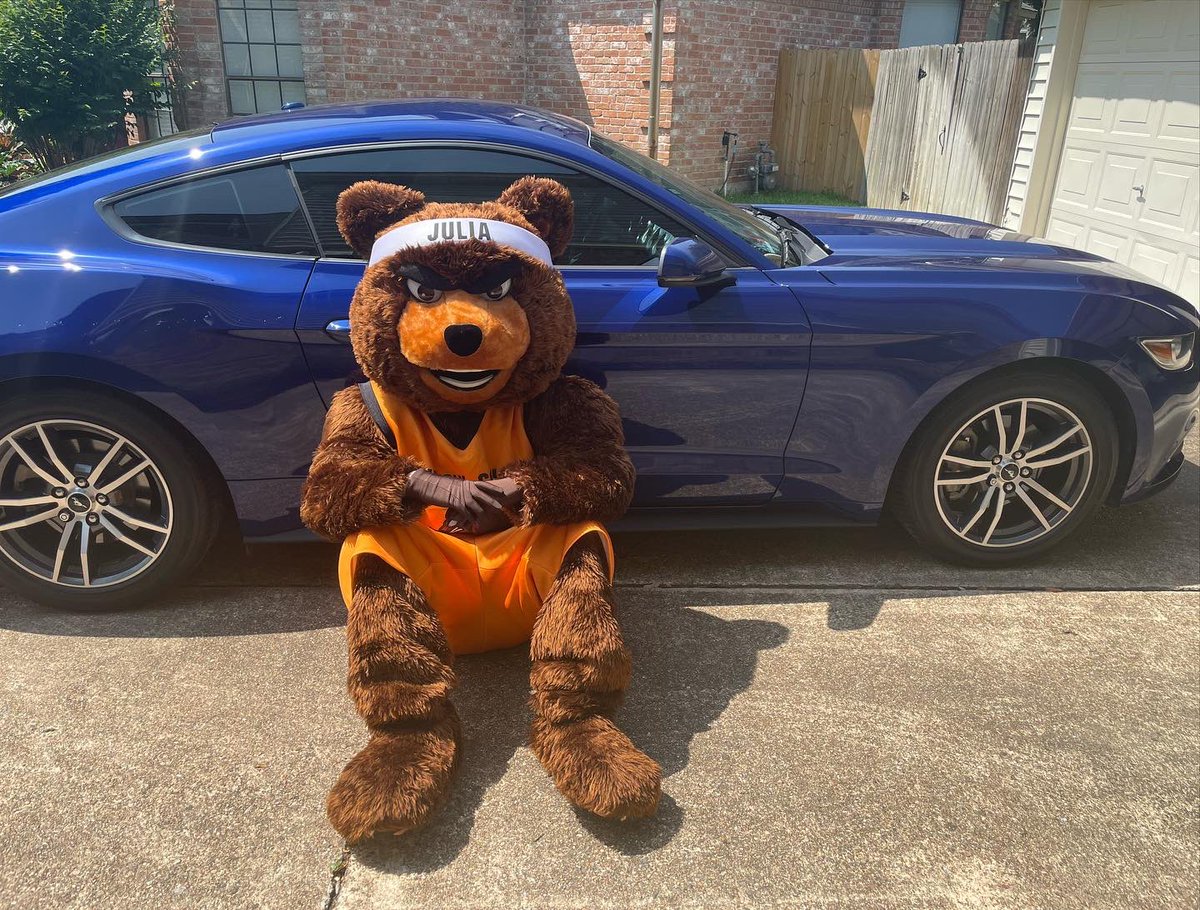 SiimplyGrinding's tweet photo. Birthday Bear🧸 https://t.co/QenRjbWgiU