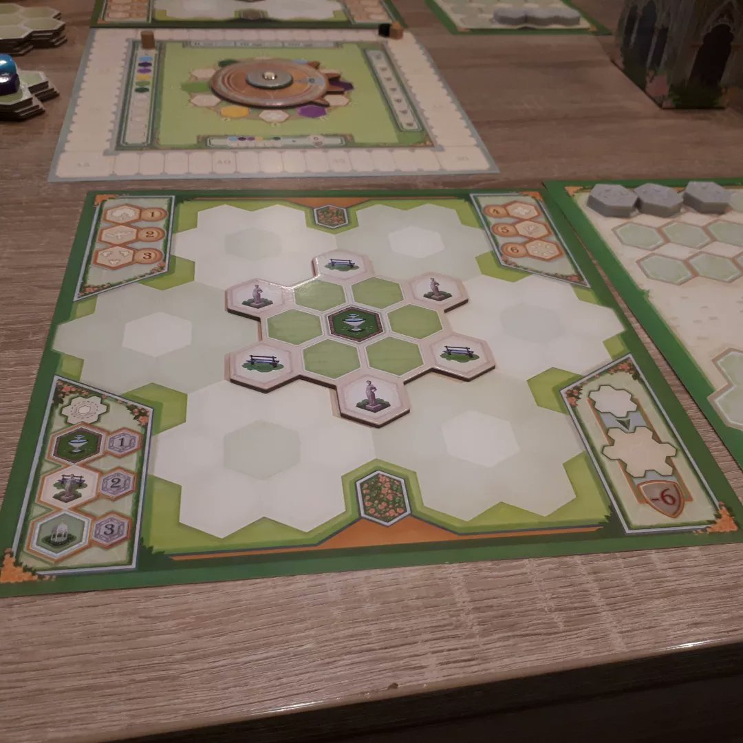 Man glaubt es kaum aber zwei mal gewonnen. 75 zu 55 und 60 zu 56. Wie sagt man immer da zu Übung macht den Meister 😊. #AZUL #Brettspiele #Spiele #Spieleabend