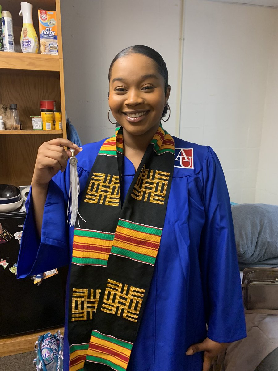 Congratulations to Mackenzie my awesome #2022AUGrad. Can’t wait to see how you will amaze us next! 😎❤️🌸