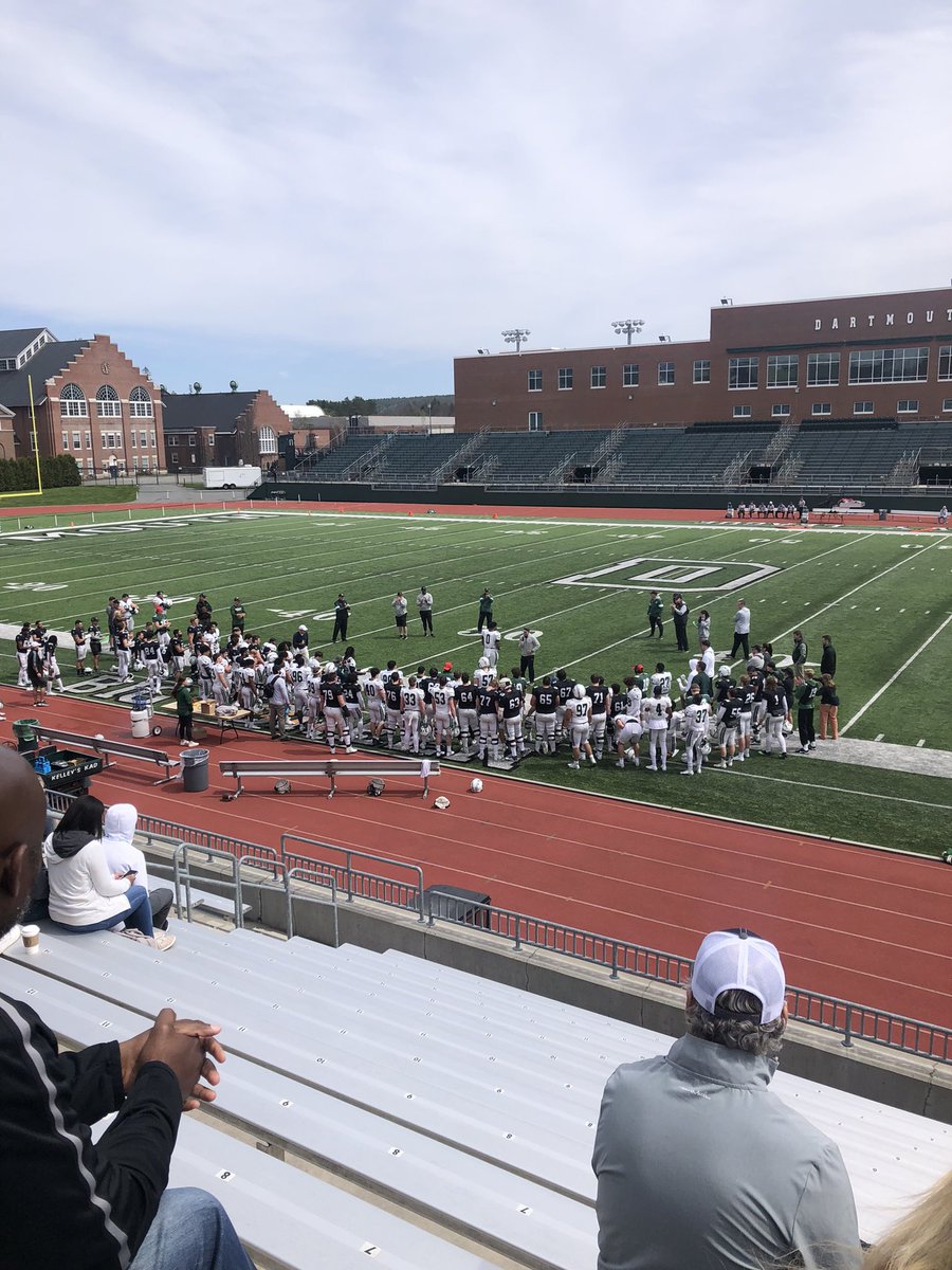 mashp0tates's tweet photo. Thank you so much @BTeevens for the great time today at Dartmouth, amazing talk from @headdogpound, and @coachirishodea was the best tour guide. Can't wait to head back up into the woods for camp! (And the food court was so good!) https://t.co/ULpXzl2WCP