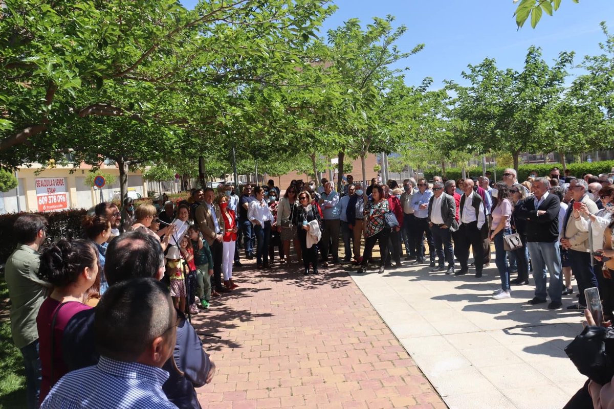 Un día muy gratificante. El que se reconozca la labor sindical y la calidad humana de un miembro de UGT Región de Murcia, asignando el nombre de nuestro querido y añorado “Antonio Fernández Guerrero” a un parque municipal de Lorca, nos enorgullece <a href="/UGTMurcia/">UGT Región de Murcia</a> <a href="/UGT_Comunica/">UGT</a>