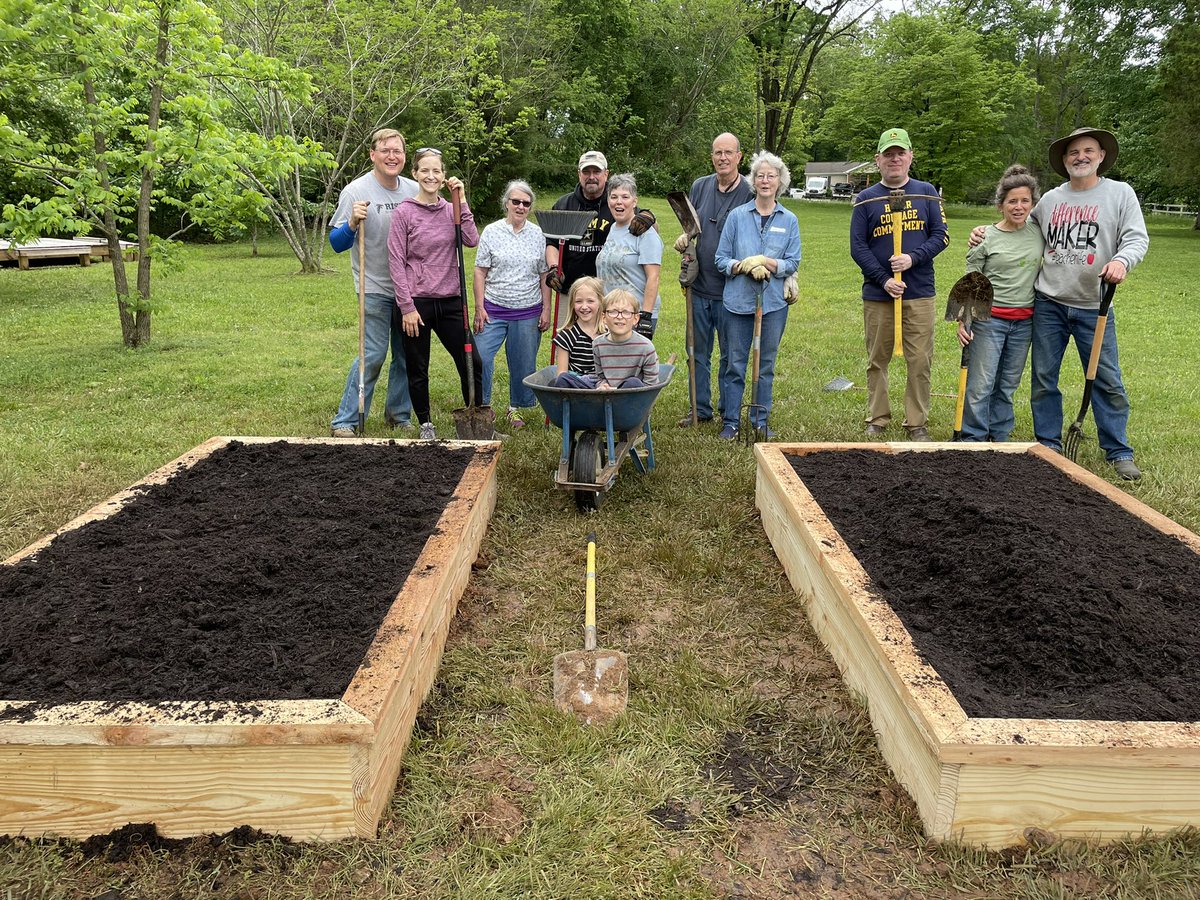 knoxpriest's tweet photo. Had such a wonderful day working with  friends @apostlesknox. These raised beds are filled, ready for planting, and waiting to be blessed on Rogation Sunday! https://t.co/vX1ZfNbu41