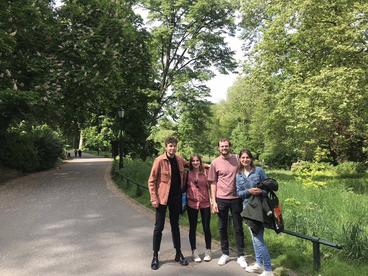 fle_isabel's tweet photo. Última jornada en Bélgica. Día de consolidar amistad entre anfitriones y visitantes disfrutando de la capital europea. Semana extraordinaria, en la que alumnado y profesorado hemos aprendido y compartido los valores europeos con ☀️. Merci! Dank u wel! @BelgiuminSpain #ErasmusPlus https://t.co/VwRVeNz6mG
