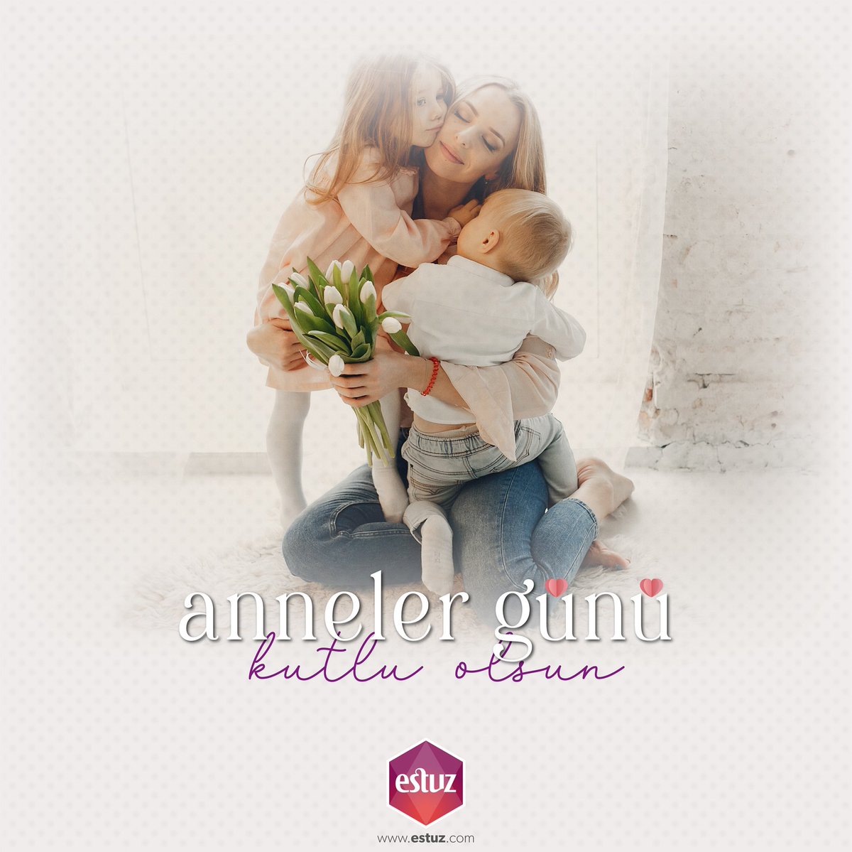 ESTUZAS's tweet photo. Varlığımızın en güçlü değeri ve dayanağı tüm annelerimizin “Anneler Günü” kutlu olsun.❤️

#AnnelerGünü
#tuz
#estuz
#HayatınDengesi https://t.co/zK4V4km3TT