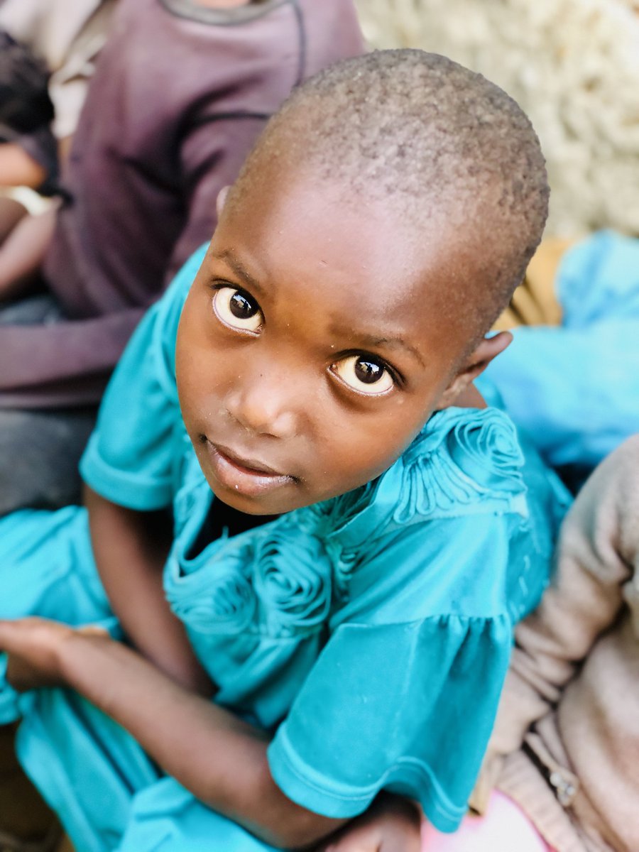HopeForLifeUg's tweet photo. Dear brothers and sisters out there, save us and give us forever hope.
#DonateForTheHomless
#DonateToSaveALife🤲🏾 https://t.co/ok8GOCCXez