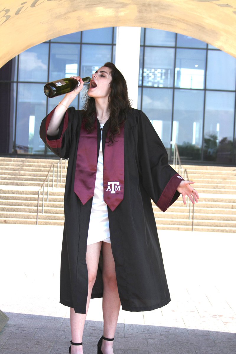I’ll admit it 😮‍💨 I stepped on the a&amp;m seal a few times 🫣 but I still made it 👋🏼🍾