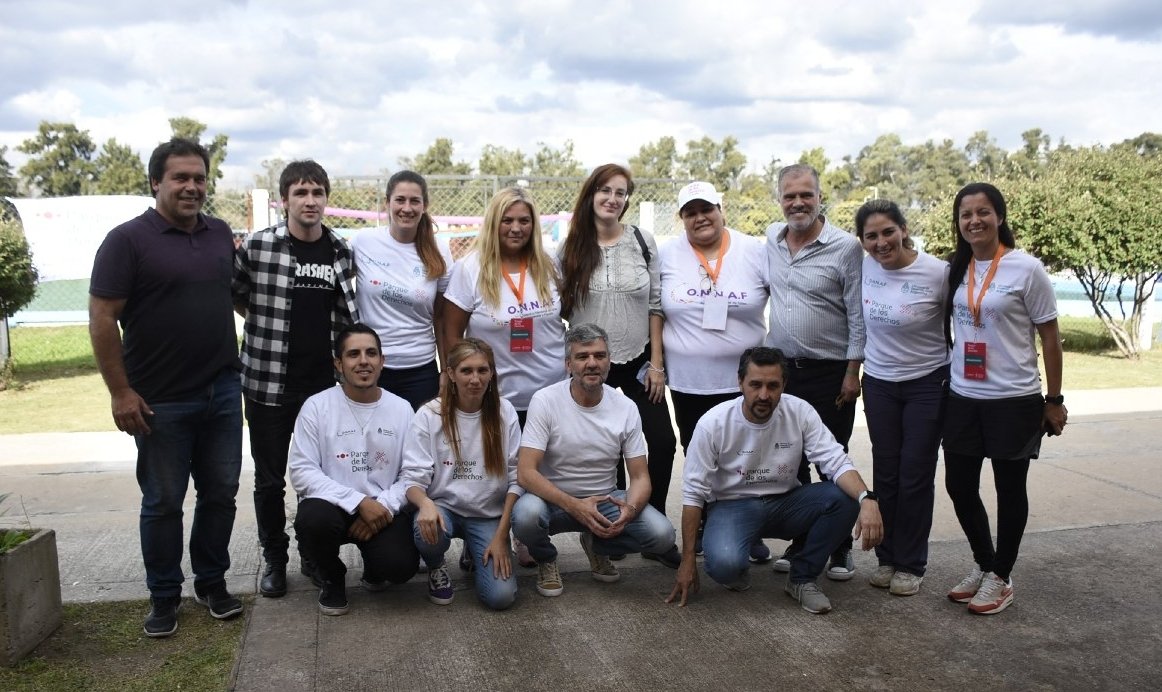connafjardines's tweet photo. Hoy inauguramos el #ParqueDeLosDerechos en #CERENA con la presencia del Ministro de @MDSNacion, @JuanZabaletaOK; el Secretario Nacional de Niñez, Adolescencia y Familia, @lernergabriel; y Mariana Gadea presidenta de #CONNAF junto a toda la comisión directiva.
#SomosCONNAF https://t.co/R92ZreD9FN