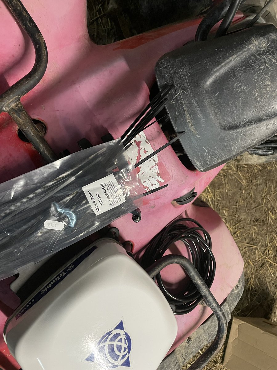 Agrigriff's tweet photo. This is not going to be a top notch @VantageEngWales install we’re used to, good job it’s only me! #mapping #atv #gfx #nav900 #trimble https://t.co/1EjM9PC749