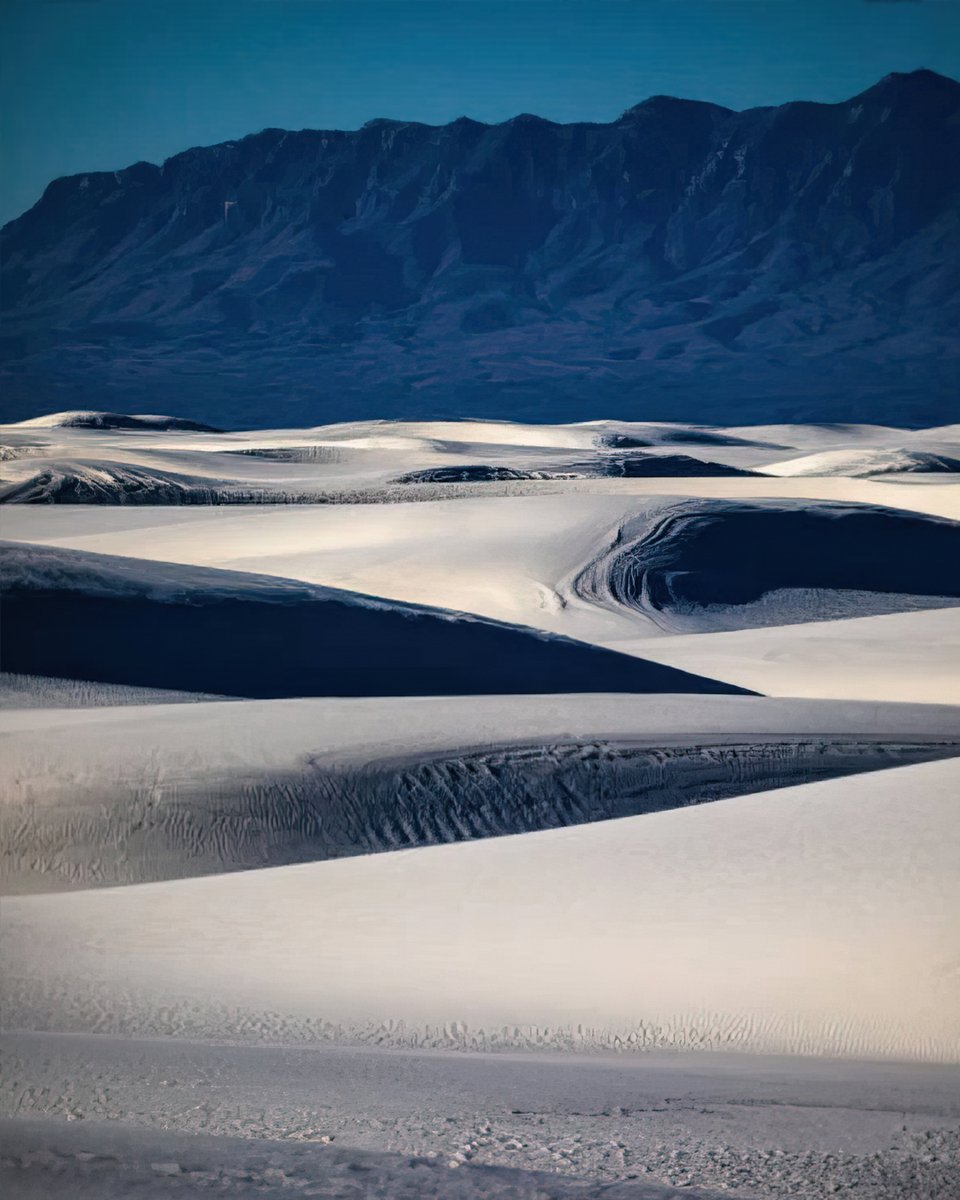 White Sands National Park, New Mexico #photo, avail to purchase in multiple sizes.
ow.ly/Jqjf50J21Kf

#printartforsale #giclee #fineartprintsforsale #museumquality #gallerywall #interiordesign #photography #whitesandsnationalpark #whitesandsnewmexico #landscapephotography