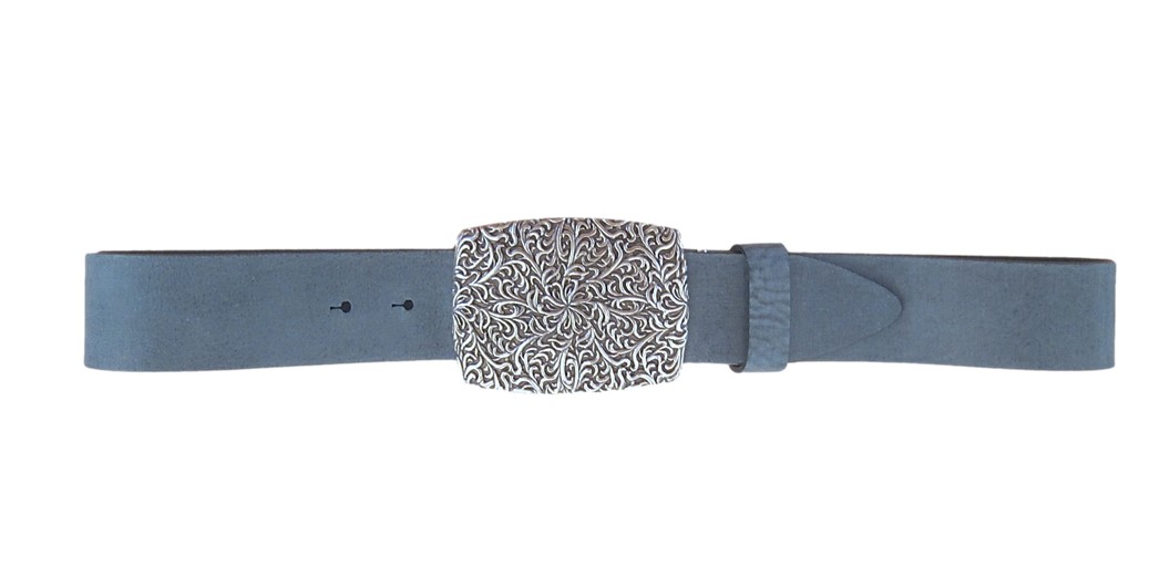 GeorgRothLA's tweet photo. florida-2018-french-blue-women-leather-belt https://t.co/H9cKOv2Y9b via @pinterest 
.
.
.
.
#WhatBelttowear #WhatsizeBeltdoIneed #Belts #style #Women #WomenInNFTs #womenintech #TrendingNow #georgroth #fashionstyle #fashionblogger https://t.co/9uPm81dK0R