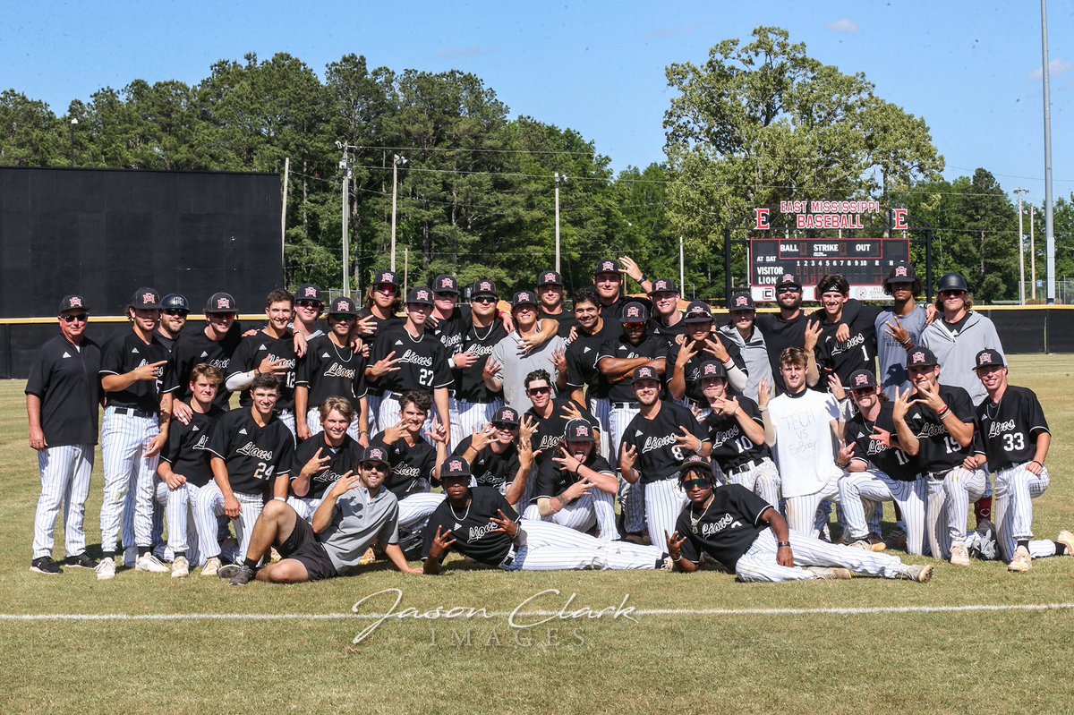 the_jasonclark's tweet photo. @EastMissBB wins!! They lit it up and closed the door in the bottom of the 5th!!  11-1 over East Central @EMCCathletics #emcc #eastmississippi https://t.co/DpGc3aSo2g