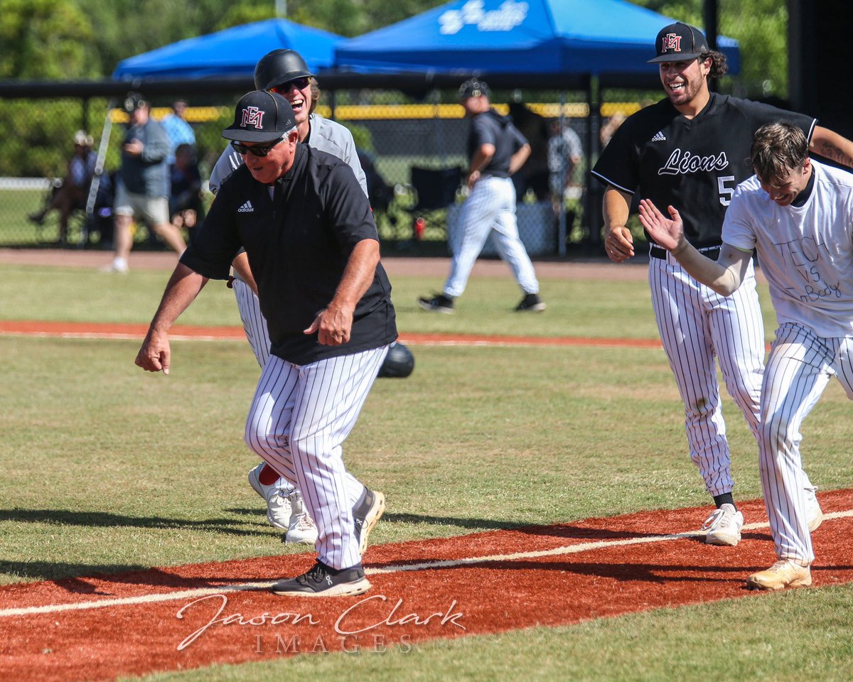 <a href="/EastMissBB/">East Miss Baseball</a> wins!! They lit it up and closed the door in the bottom of the 5th!!  11-1 over East Central <a href="/EMCCathletics/">EMCC Athletics</a> #emcc #eastmississippi