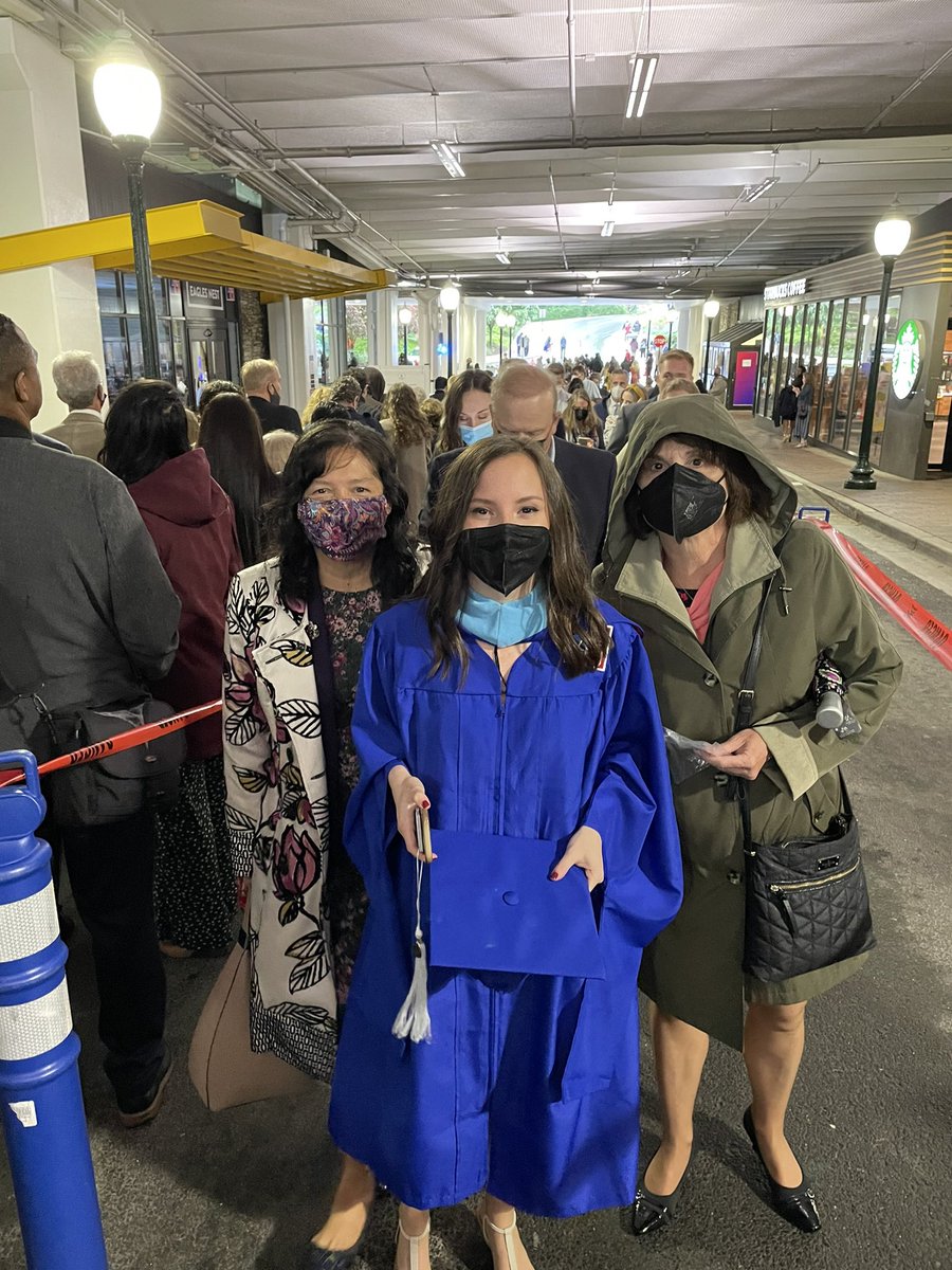 HobbesHuman's tweet photo. #AU2022grad, Congratulations Lauren on your Masters!! https://t.co/28zbL97MGU