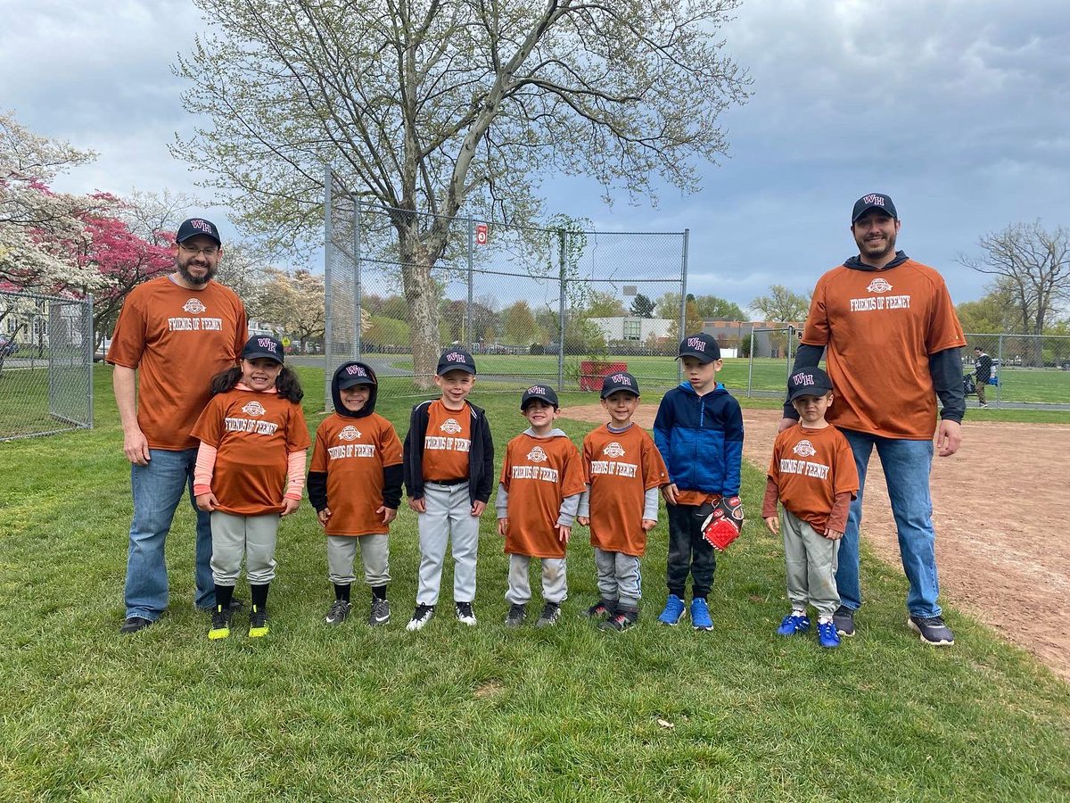 FriendsOfFeeney's tweet photo. We are proud to sponsor the  #FriendsOfFeeney #DiamondBacks of the #WHYBL  #InstructionalLeague! ⚾️🐍 
The team was very receptive to the #BeAGoodFriend pep talk “1. Always try your best on and off the baseball field. 2. Listen to your coaches, parents and teachers. 3. Be kind!” https://t.co/GXfgMZWecY