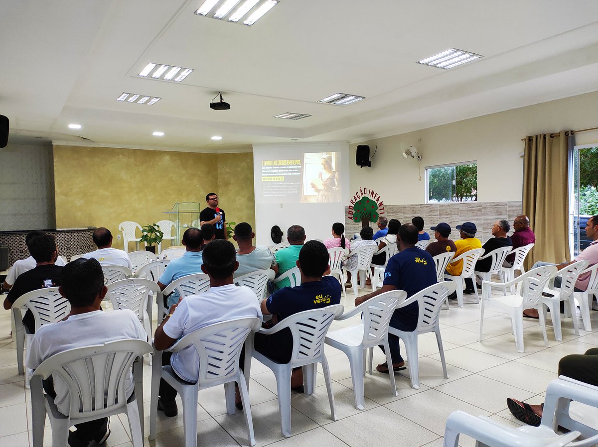 EltonW7's tweet photo. Tarde especial de gerenciamento da rede de Pequenos Grupos no distrito de Caicó e lançamento do projeto Reencontro 2022.
#NovaMente #Primavera
#MNeTerradeProezas
#PGMYStyle #Discipulado https://t.co/xTMNtHfsSs