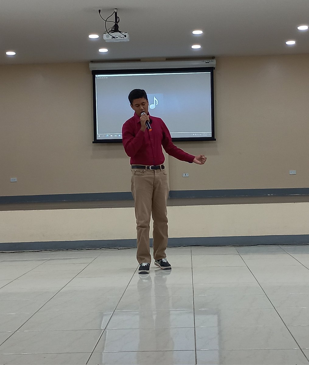 CentroTec_JDMR's tweet photo. 📍 Se realizan eliminatorias del Segundo Concurso de Canto y Deletreo 🎤🗣  en Inglés con estudiantes de los diferentes Técnicos y protagonista del curso de Inglés A1 y A2 del turno sabatino a nivel del Centro Tecnológico Juan de Dios Muñoz Reyes.
#SoyTecNicaragua https://t.co/2LU2gsxLfT
