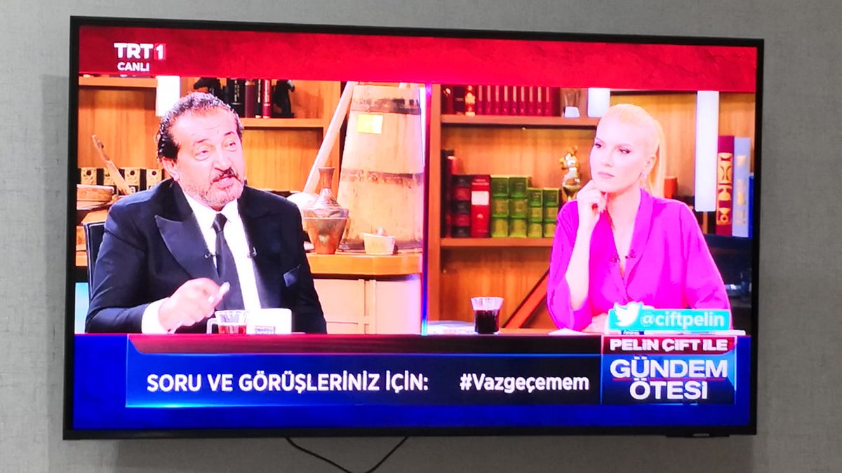 Esnaf lokantası deyince;
Çubuk ilçemizdeki Yanık Usta'nın kelle paça çorbası ile Bodur Usta'nın meşhur köftesinden #Vazgeçemem...