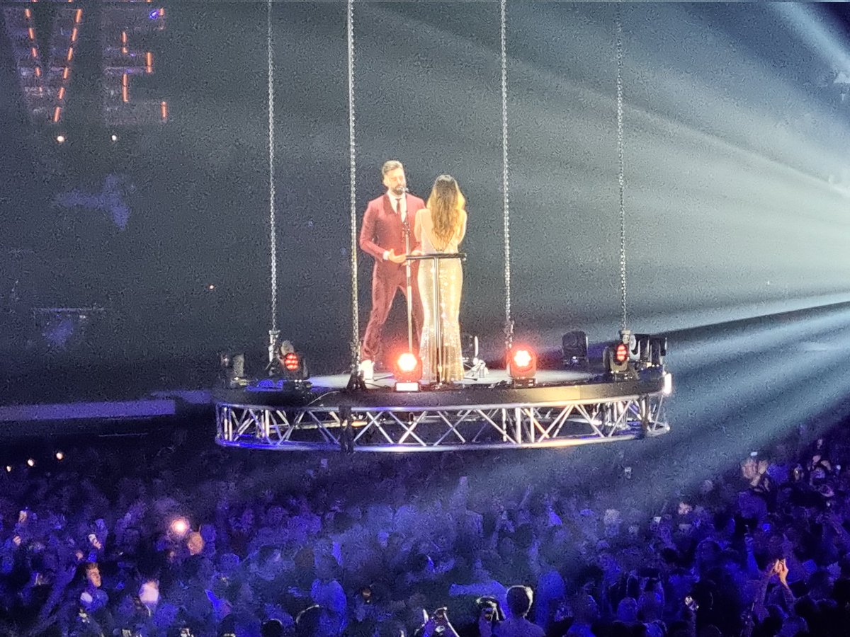 GeraldRensink's tweet photo. Wat een zalige show weer bij @VriendvanAmstel #topartiesten https://t.co/XDD5lrV3Jn