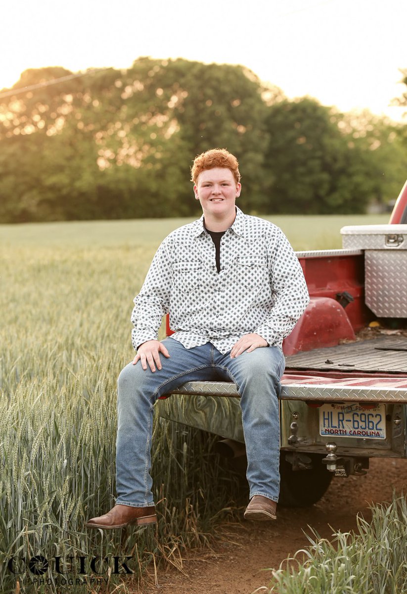 TorandHope's tweet image. So proud of my son!  He’ll be graduating from high school in a few weeks.  God has been so gracious to our family!  Going to miss him as he goes to college.  He is my right arm and does almost everything around the house for me - and loves it! 💪🏼