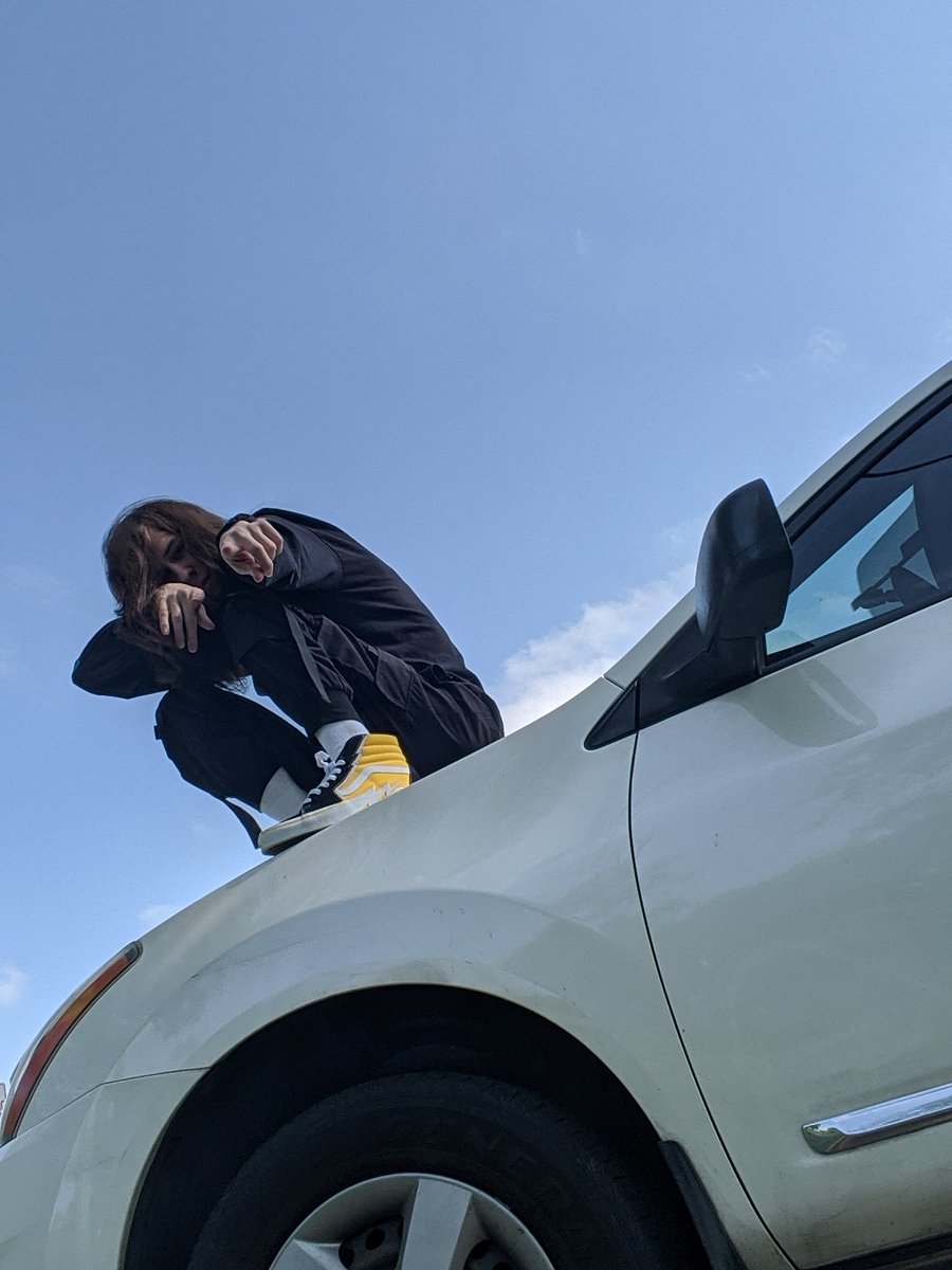 hiphopfrogs's tweet photo. ITS MY 21ST BIRTHDAY MOTHERFUCKERS 🎂🥳🎊

lookin like a puppeteer the way my money talk for me 💰💯💸 https://t.co/yvhkc9u2SZ