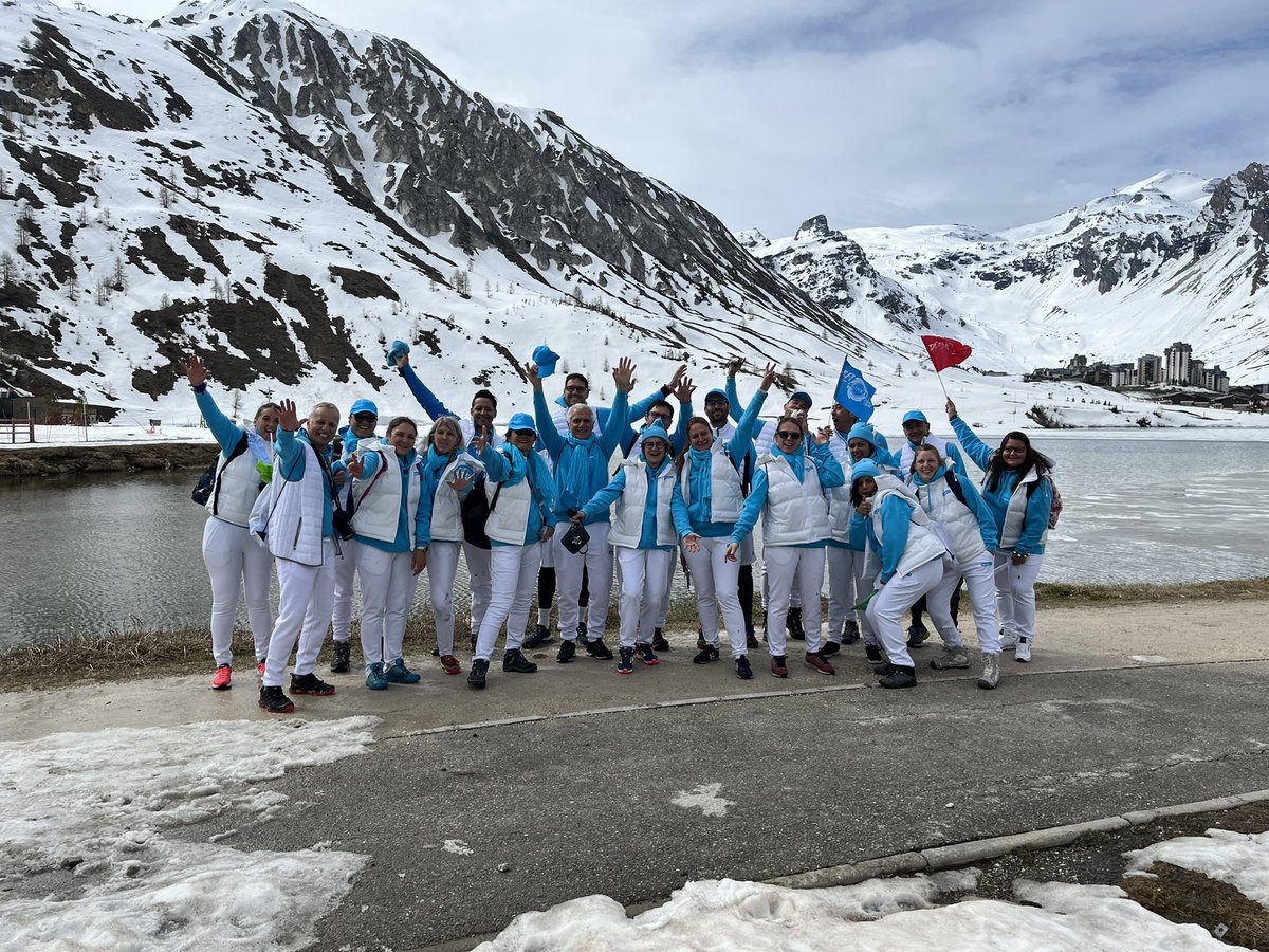 Casden_BP's tweet photo. #DEFIMAGINE2024 | La Team CASDEN à Tignes ce week end pour un défi sportif et plus encore ! 12 athlètes , 10 supporters , 4 sports en compétition ! Sport et convivialité au programme! https://t.co/lUMIptb9bj
