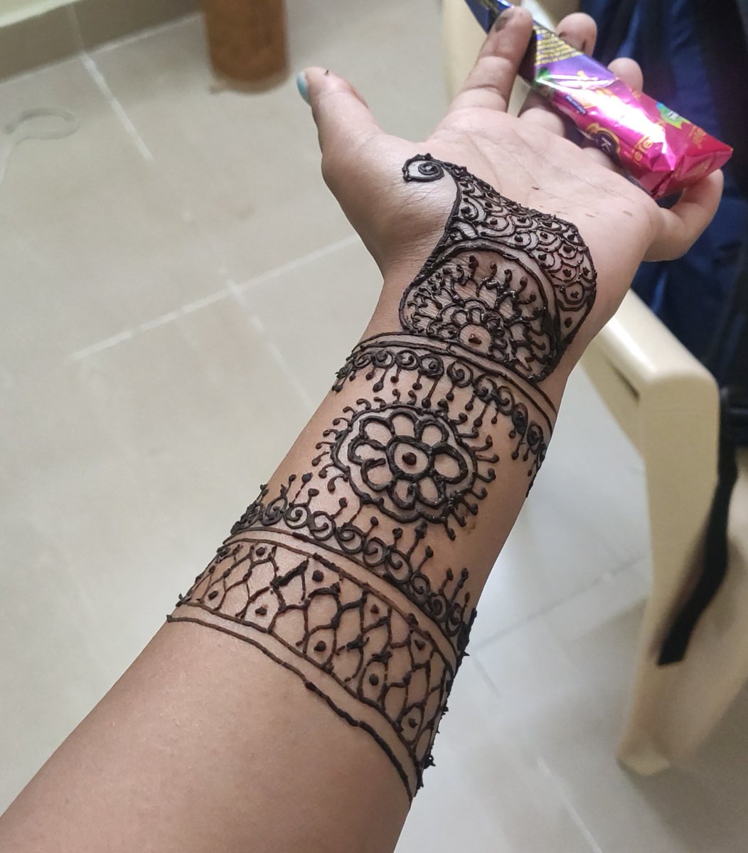 Krishnai_G's tweet photo. How's your #Saturday like? https://t.co/QOXeUquH0M