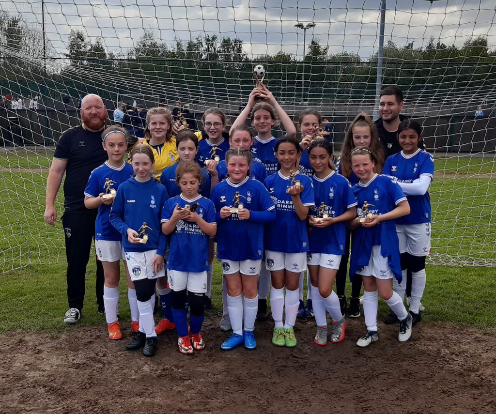 OAFCWomen's tweet photo. 🦉| CUP FINAL WINNERS 🏆

A fantastic achievement for our under 12’s who won their cup final earlier today.

A sensational effort by all players and coaches! Well done girls! 💙

#OAGWFC | #OACT | #OAFC https://t.co/TDT9BTu8IV