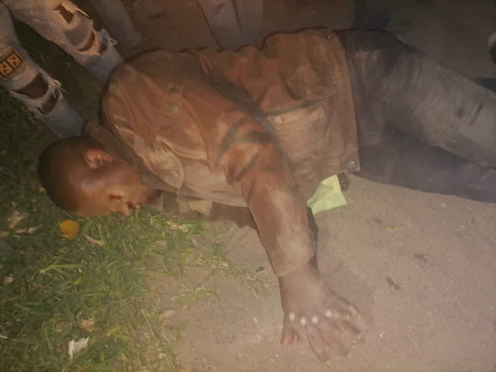 advocatemahere's tweet photo. 🟡We are receiving disturbing reports of an outbreak of political violence by armed Zanu PF thugs - including the bloody assault of CCC polling agent, Justin Pitikanyi at Tangenhamo Primary School in Ward 7 Command Centre. Details to follow. https://t.co/GGdX2Hk7A1