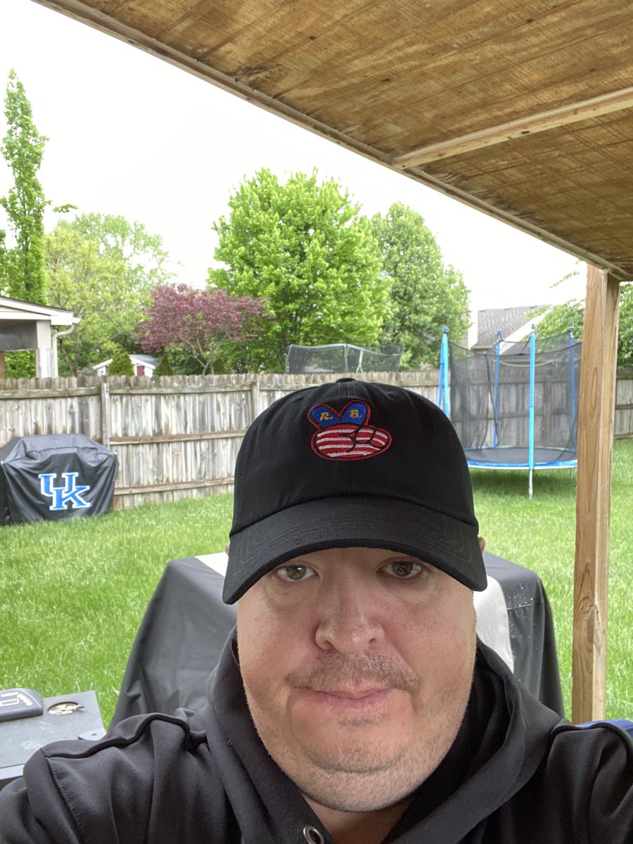 TBrianHoward's tweet photo. I shit you not, 30 seconds after @sambitoperu beats me out of 3 pick 3’s, his hat from @FanTackCo shows up. Hopefully bringing luck. https://t.co/LsYIxI1YFq