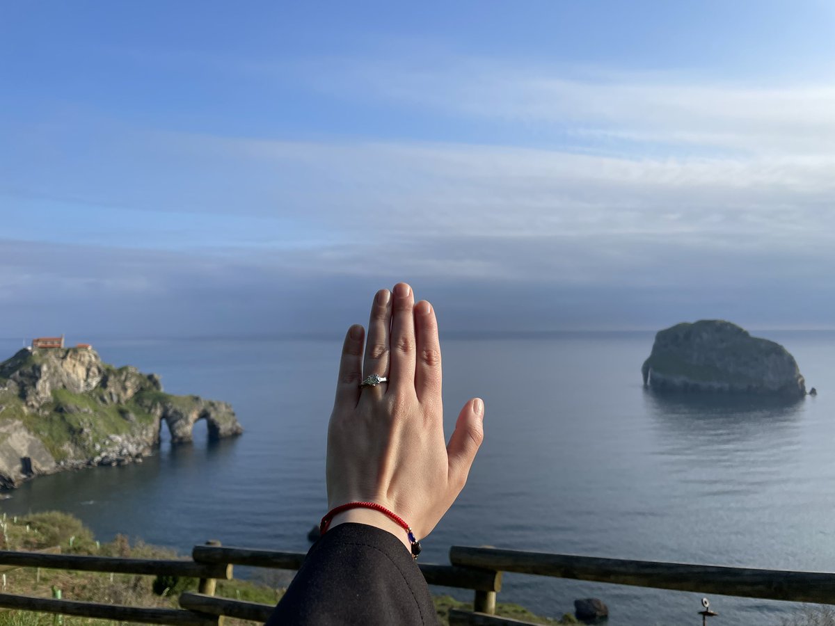 aguirre_dev's tweet photo. To more adventures. 🌊💍 #gaztelugatxe https://t.co/XYY5X6bjwE