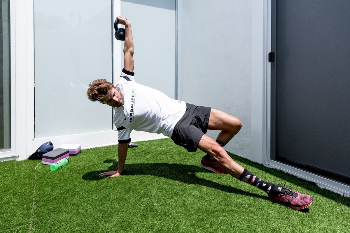 lastnutrition's tweet photo. #FitnessTip:Seeing improvement = motivation. Test your #fitness level with basic moves and re-test every month. 🎚✨🤔 https://t.co/qePshCYNS5