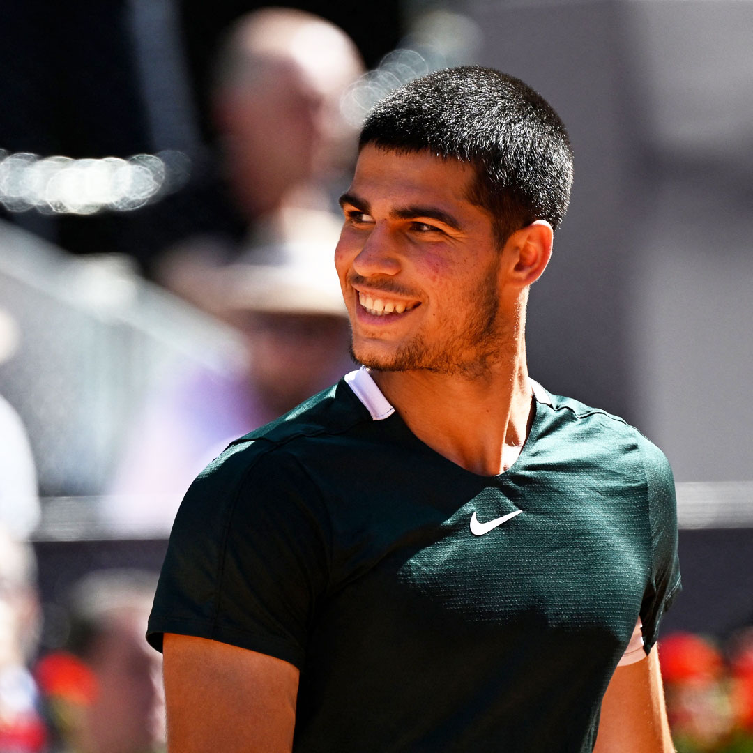 atptour's tweet photo. THE FUTURE IS NOW 🙌

Alcaraz stuns Djokovic 6-7(5) 7-5 7-6(5) to reach the Madrid final!

@alcarazcarlos03 | @MutuaMadridOpen | #MMOPEN https://t.co/xRubTVE5HL
