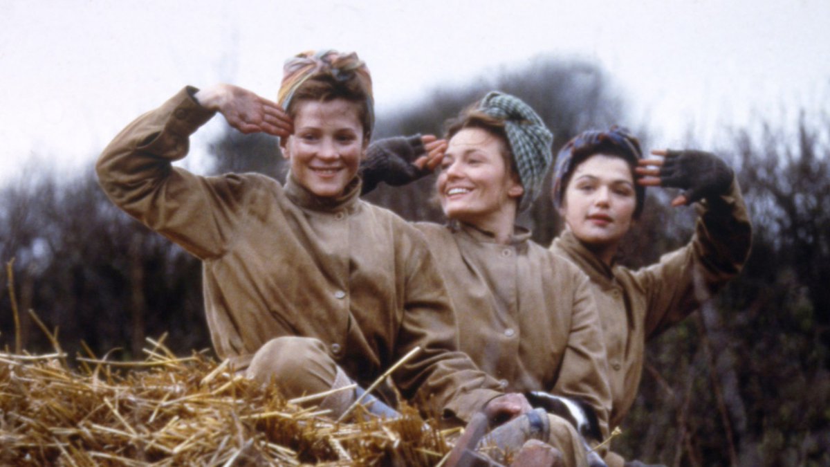 DavidHughesTwit's tweet photo. Someone should start a thread of films that aren't streaming anywhere. Anyway, I'm on a David Leland binge and I can't find The Land Girls (1998) anywhere https://t.co/oMZ8CUAetC