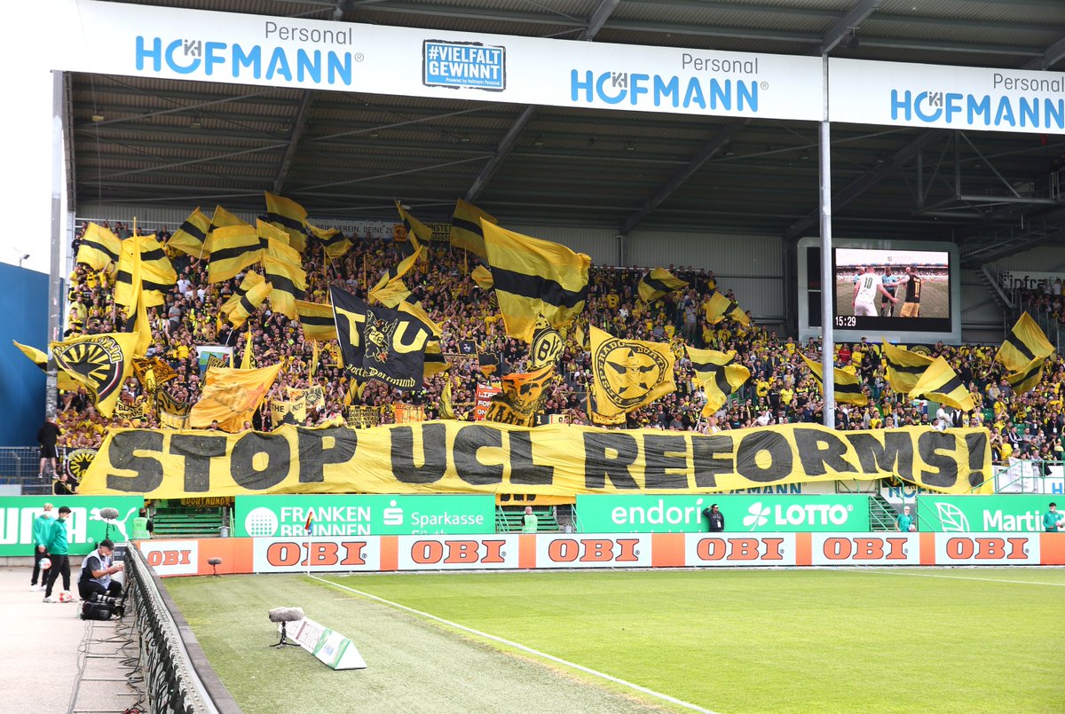 schwatzgelbde's tweet photo. Unsere #Kurvenfotos zu #SGFBVB 📸. #BVB https://t.co/EwnDRWJcr5
