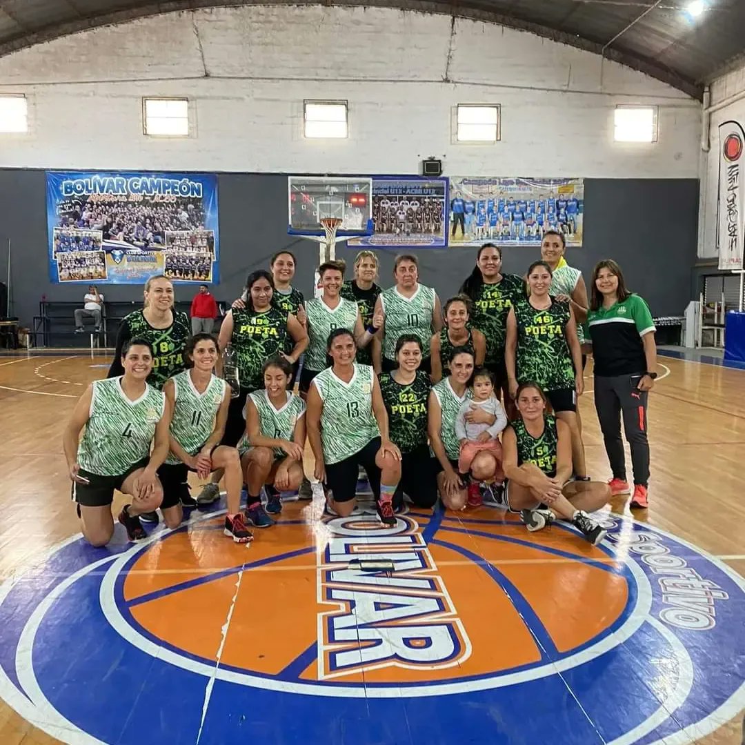 csdjuninbasquet's tweet photo. Las chicas del Maxi son FINALISTAS!!!!!
Un gran triunfo lograron hoy con un marcador 44 a 4 frente a las locales Porta Lugones.
#vamosverde💚💚🇳🇬🇳🇬💚💚 https://t.co/UWcg3XURBU