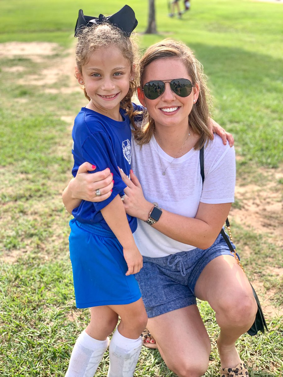 Amber Hess tweet media