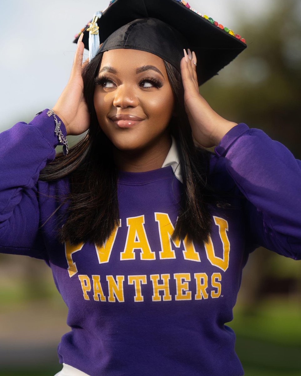 Lah__nasha's tweet image. Enjoyed the journey, but in 7 days I’ll be done with the B.S 

#mastersloading #May14wya #PVAMUGrad