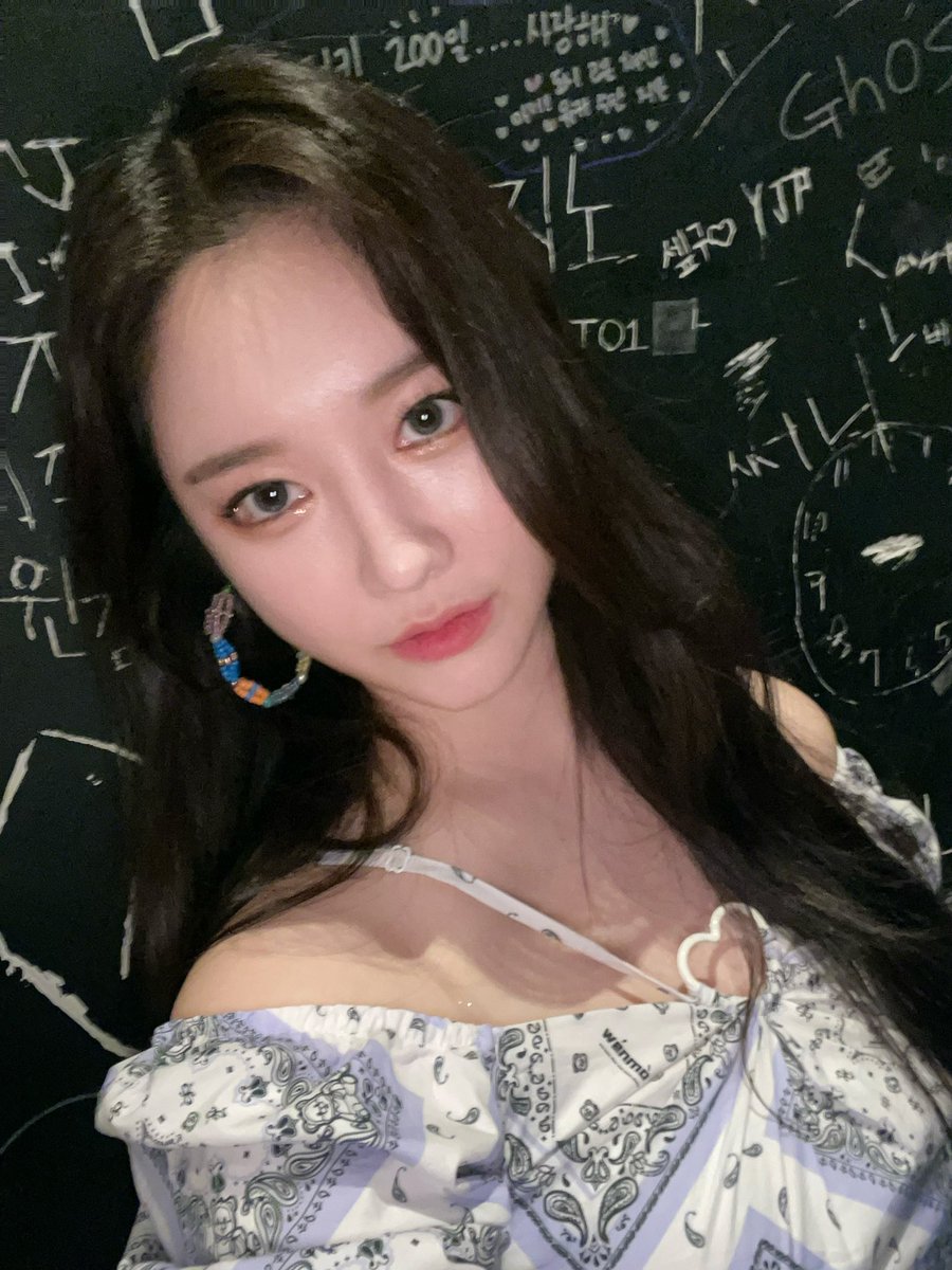 nyong2ya's tweet photo. KCON2022 https://t.co/9LkIQi5vJs