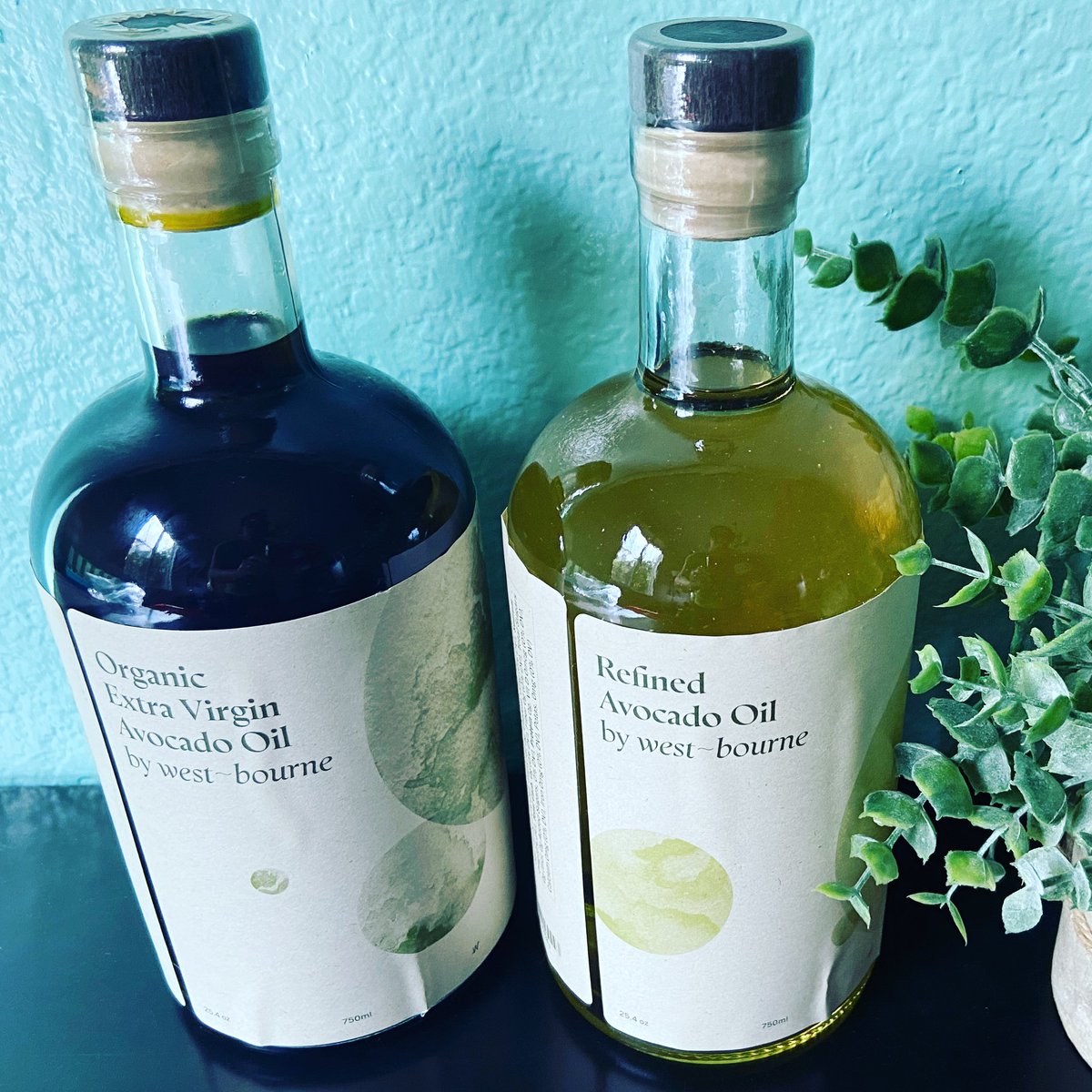 dibright's tweet photo. Thrilled to sample these refined &amp; extra virgin #avocado oils by @westbourne where it’s all about flavor but also about climate positive #sustainability &amp; protecting our planet. #compostablelabels #recycledglass #oils #bestcookingoil #summervibes #summercooking #amreviewing 🥑🌏 https://t.co/zgbKMh2pLv