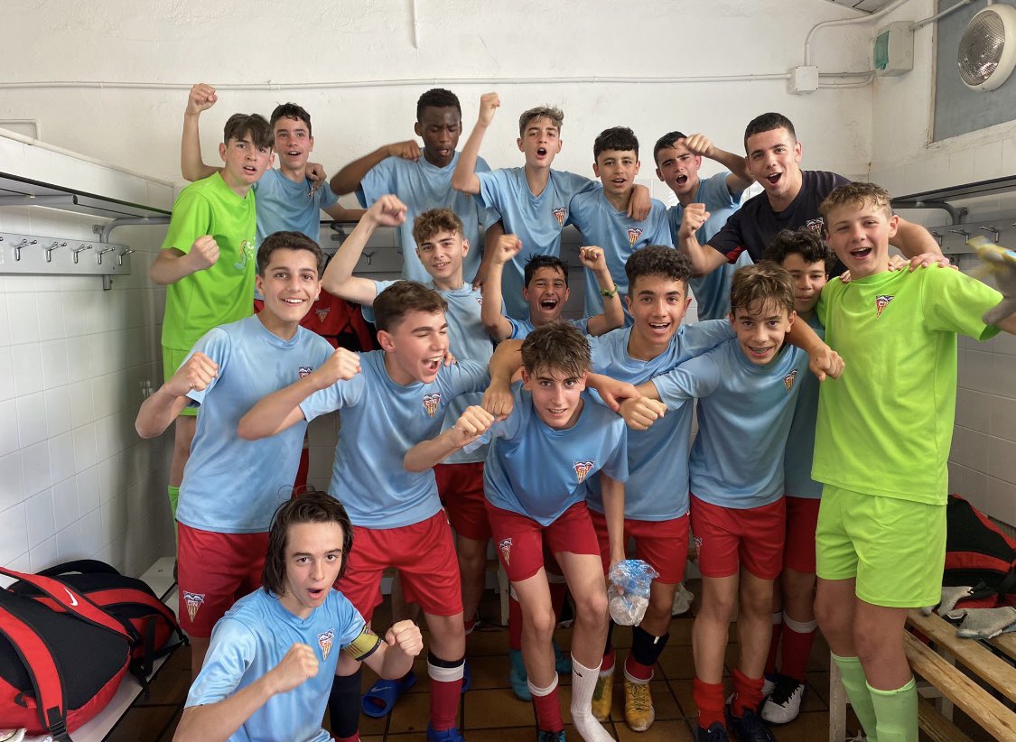 ClarkespiJose's tweet photo. Salvación del IA Preferente, Que grandes chavales !! Muchas Felicidades por la gran temporada, Orgulloso de haber pertenecido a este Fantástico grupo. https://t.co/X5AbeENHw5