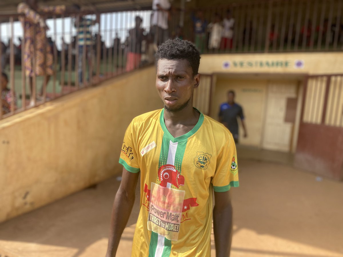 CiKamsar's tweet photo. Moussa Diallo ouvre le score sur un service de Michel Millimono.
#cikseq 1-0
#Ligue1Salam https://t.co/cu63OmKbnG